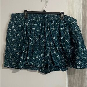 Old Navy Dark Teal Floral Women's High Waist Shorts